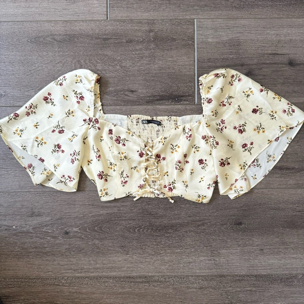 Zara floral blouse